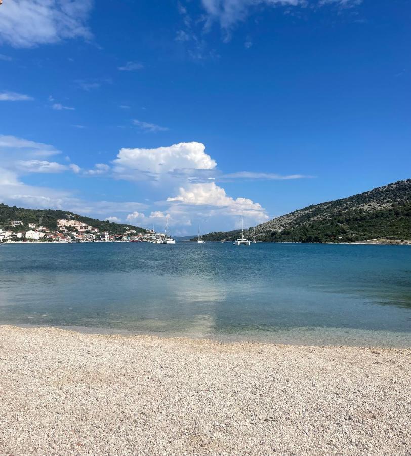 Apartamento Providenca Vinišće Exterior foto