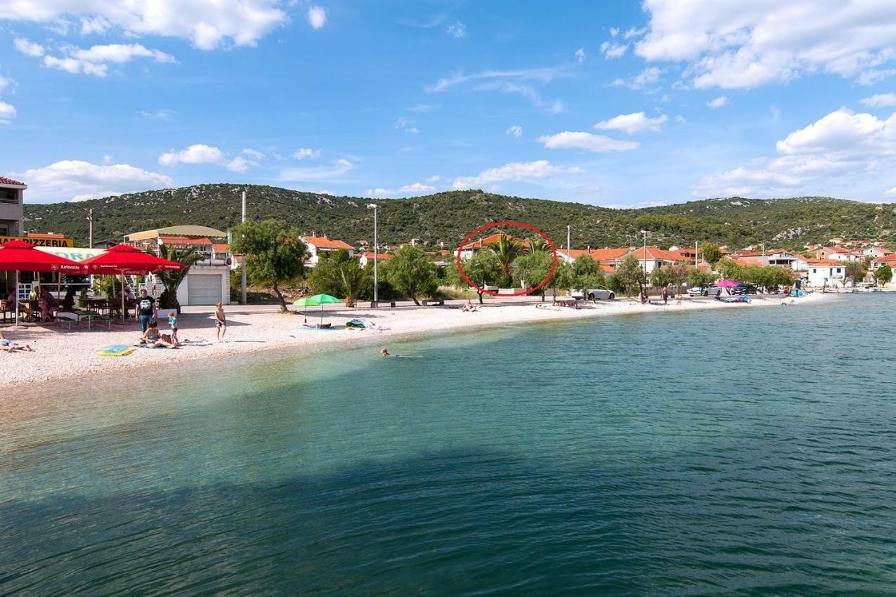 Apartamento Providenca Vinišće Exterior foto